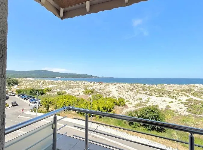 Ξενοδοχείο Sea View 2*